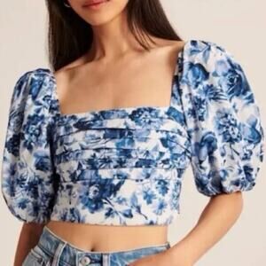 Abercrombie & Fitch Puff Sleeve White Blue Poplin Crop Top Size Small NWT